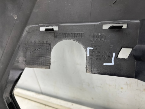 Zderzak przedni Audi Q3 8U 1 I 11-14r. Przedlift przód narożnik zderzaka prawy przedni spryski 8U0807438B Zderzak przedni Audi Q3 8U 1 I 11-14r. Przedlift przód narożnik zderzaka prawy przedni spryski 8U0807438B