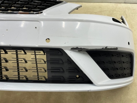 Zderzak przedni Seat Leon 3 III 17-20r. Lift przód 4XPDC spryski 5F0807221R Zderzak przedni Seat Leon 3 III 17-20r. Lift przód 4XPDC spryski 5F0807221R