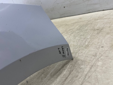 Zderzak przedni Seat Leon 3 III 17-20r. Lift przód 4XPDC spryski 5F0807221R Zderzak przedni Seat Leon 3 III 17-20r. Lift przód 4XPDC spryski 5F0807221R