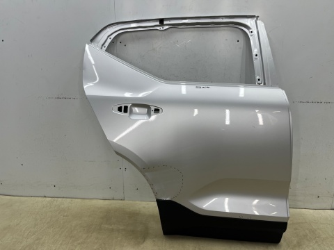 Drzwi Volvo XC40 17r.- prawe tylne prawy tył