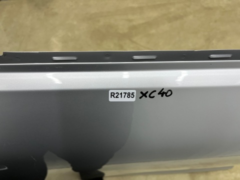 Drzwi Volvo XC40 17r.- prawe tylne prawy tył