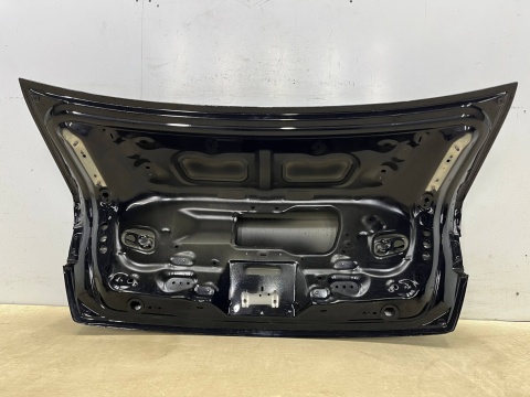 Klapa bagażnika Audi A6 C8 sedan 18-25r. Klapa bagażnika Audi A6 C8 sedan 18-25r.