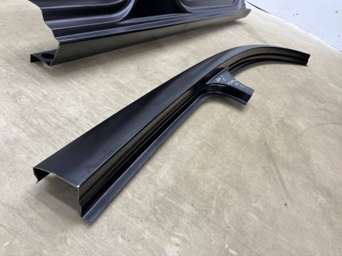 Poszycie Seat Leon 4 IV 5FE 20r.- prawy próg słupek A + B rama drzwi ćwiartka NOWA oryginalna 5fe809606e Poszycie Seat Leon 4 IV 5FE 20r.- prawy próg słupek A + B rama drzwi ćwiartka NOWA oryginalna 5fe809606e