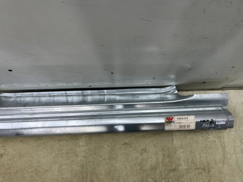 Poszycie Skoda Fabia I 99-08r. prawy próg reperaturka VAN WEZEL 7625104 Poszycie Skoda Fabia I 99-08r. prawy próg reperaturka VAN WEZEL 7625104