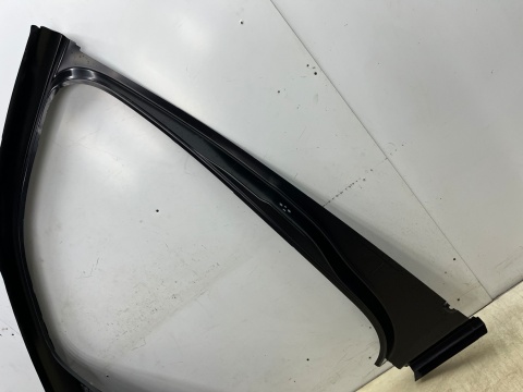 Poszycie Toyota ProAce Expert Jumpy Scudo Ulysse Vivaro C Zafira Life 16r.- prawy słupek poszycie rama drzwi podłużnica