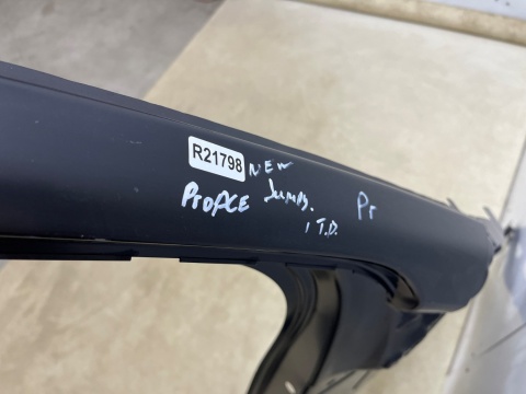 Poszycie Toyota ProAce Expert Jumpy Scudo Ulysse Vivaro C Zafira Life 16r.- prawy słupek poszycie rama drzwi podłużnica