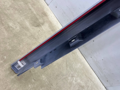 Nakładka progu VW Passat B8 14-23r. NOWA prawa listwa progowa prawy próg zewnętrzny 3G0853858 Nakładka progu VW Passat B8 14-23r. NOWA prawa listwa progowa prawy próg zewnętrzny 3G0853858