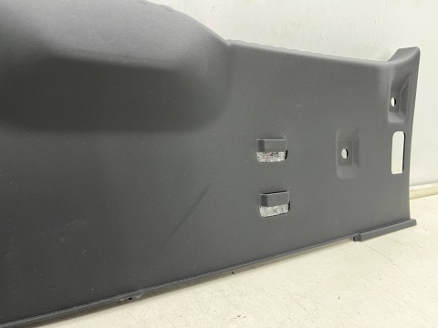 Nakładka progu bagażnika Citroen C3 III 16-24r. NOWA osłona listwa próg tapicerka 98118575zd Nakładka progu bagażnika Citroen C3 III 16-24r. NOWA osłona listwa próg tapicerka 98118575zd