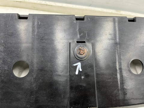 Osłona chłodnicy Mitsubishi Colt 6 VI Z30 LIFT 08-12r. DOLNA kierownica powietrza mocowanie zderzaka do pasa przedniego 5256a843 Osłona chłodnicy Mitsubishi Colt 6 VI Z30 LIFT 08-12r. DOLNA kierownica powietrza mocowanie zderzaka do pasa przedniego 5256a843