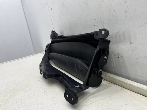 Osłona chłodnicy Porsche Taycan 9j Audi e-tron GT 19r.- LEWA żaluzja roleta intercoolera kierownica wlot powietrza zderzaka