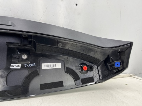 Spoiler VW T-Roc TRoc 2017r.- lotka na dach klapy bagażnika oryginalna 2ga827933 Spoiler VW T-Roc TRoc 2017r.- lotka na dach klapy bagażnika oryginalna 2ga827933