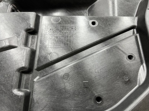 Wygłuszenie drzwi Land Rover Discovery Sport L550 14r.- prawe tylne wygłuszenie drzwi plastikowe fk72-24766-ab Wygłuszenie drzwi Land Rover Discovery Sport L550 14r.- prawe tylne wygłuszenie drzwi plastikowe fk72-24766-ab