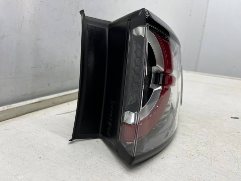 Lampa Land Rover Discovery Sport L550 14-19r. PRAWA tylna w błotnik oryginalna Full LED Europa fk72-13404-cg Lampa Land Rover Discovery Sport L550 14-19r. PRAWA tylna w błotnik oryginalna Full LED Europa fk72-13404-cg