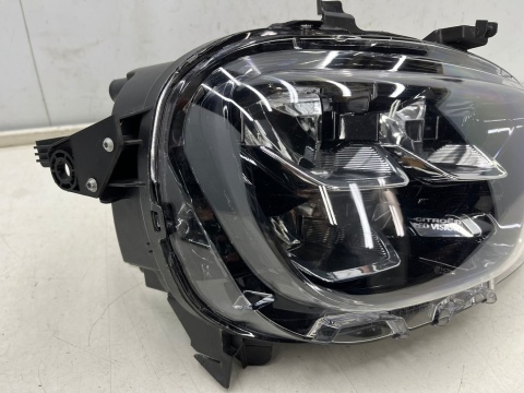 Lampa reflektor Citroen C3 III LIFT 20-24r. prawa przednia FULL Citroen LED VISION Europa 5pin oryginal prawy przód Lampa reflektor Citroen C3 III LIFT 20-24r. prawa przednia FULL Citroen LED VISION Europa 5pin oryginal prawy przód