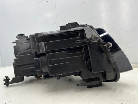 Lampa reflektor Listwa Vw Tiguan II 5na 16-20r. LEWA przednia FULL LED lewy przód 5nb941035d Lampa reflektor Listwa Vw Tiguan II 5na 16-20r. LEWA przednia FULL LED lewy przód 5nb941035d