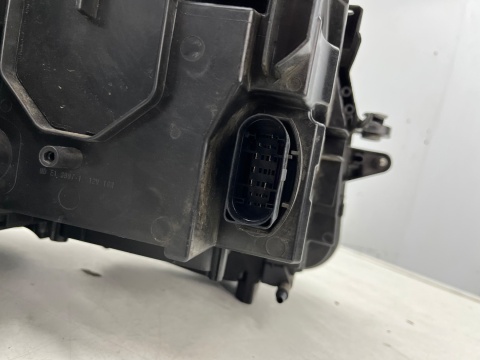 Lampa reflektor Listwa Vw Tiguan II 5na 16-20r. LEWA przednia FULL LED lewy przód 5nb941035d Lampa reflektor Listwa Vw Tiguan II 5na 16-20r. LEWA przednia FULL LED lewy przód 5nb941035d