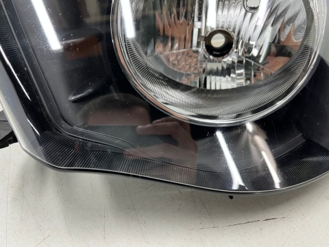 Lampa reflektor Mitsubishi L200 KA KB 05-10r. LEWA przednia H4 oryginalna lewy przód EU 8301b461 Lampa reflektor Mitsubishi L200 KA KB 05-10r. LEWA przednia H4 oryginalna lewy przód EU 8301b461
