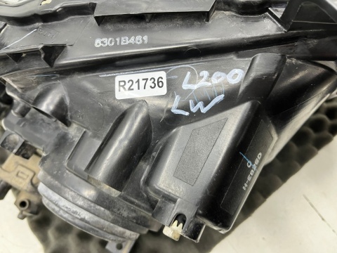 Lampa reflektor Mitsubishi L200 KA KB 05-10r. LEWA przednia H4 oryginalna lewy przód EU 8301b461 Lampa reflektor Mitsubishi L200 KA KB 05-10r. LEWA przednia H4 oryginalna lewy przód EU 8301b461