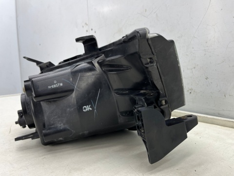 Lampa reflektor Mitsubishi L200 KA KB 05-10r. LEWA przednia H4 oryginalna lewy przód EU 8301b461 Lampa reflektor Mitsubishi L200 KA KB 05-10r. LEWA przednia H4 oryginalna lewy przód EU 8301b461