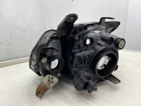 Lampa reflektor Mitsubishi L200 KA KB 05-10r. LEWA przednia H4 oryginalna lewy przód EU 8301b461 Lampa reflektor Mitsubishi L200 KA KB 05-10r. LEWA przednia H4 oryginalna lewy przód EU 8301b461