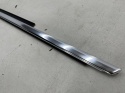 Listwa Audi Q5 I 8R 08-16r. NOWA lewa przednia listwa zgarniająca uszczelka zewnętrzna szyby drzwi CHROM lewy przód 8r0853283f