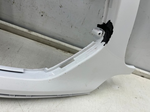Zderzak przedni Audi Q5 8R 1 I 08-12r. Przedlift przód narożnik zderzaka prawy przedni spryski 8R0807438 Zderzak przedni Audi Q5 8R 1 I 08-12r. Przedlift przód narożnik zderzaka prawy przedni spryski 8R0807438