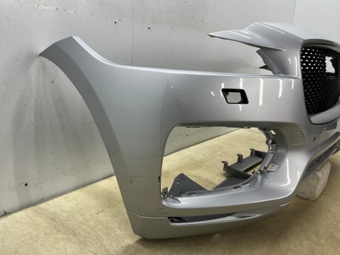 Zderzak przedni Jaguar F-Pace X761 R Sport 16r.- przód PDC HK8M-17F003-A Zderzak przedni Jaguar F-Pace X761 R Sport 16r.- przód PDC HK8M-17F003-A