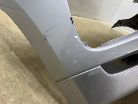 Zderzak przedni Jaguar F-Pace X761 R Sport 16r.- przód PDC HK8M-17F003-A Zderzak przedni Jaguar F-Pace X761 R Sport 16r.- przód PDC HK8M-17F003-A