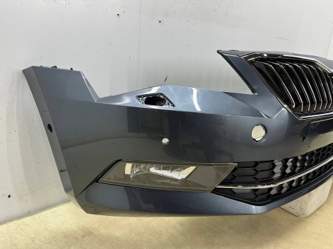 Zderzak przedni Skoda Superb III 3 15-19r. Przedlift przód 6XPDC spryski 3V0807221 Zderzak przedni Skoda Superb III 3 15-19r. Przedlift przód 6XPDC spryski 3V0807221