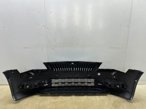 Zderzak przedni Skoda Superb III 3 15-19r. Przedlift przód 6XPDC spryski 3V0807221 Zderzak przedni Skoda Superb III 3 15-19r. Przedlift przód 6XPDC spryski 3V0807221