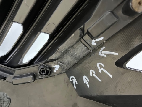 Zderzak przedni Skoda Superb III 3 15-19r. Przedlift przód 6XPDC spryski 3V0807221 Zderzak przedni Skoda Superb III 3 15-19r. Przedlift przód 6XPDC spryski 3V0807221