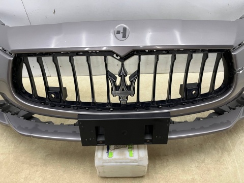 Zderzak przedni Maserati Ghibli 13-17r. Przedlift przód 6XPDC spryski 670010937 Zderzak przedni Maserati Ghibli 13-17r. Przedlift przód 6XPDC spryski 670010937