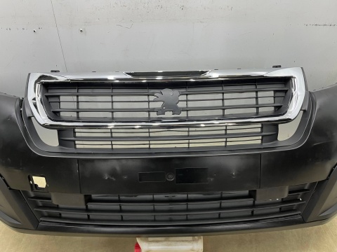 Zderzak przedni Peugeot Partner 2 II 15-18r. Lift przód 9810923277 Zderzak przedni Peugeot Partner 2 II 15-18r. Lift przód 9810923277