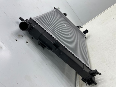 Chłodnica wody Hyundai i20 II GB 14-20r. 1.2b 1.4b benzyna 25310C8000 Chłodnica wody Hyundai i20 II GB 14-20r. 1.2b 1.4b benzyna 25310C8000