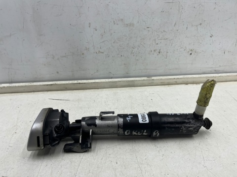 Dysza spryskiwaczy Mercedes w210 95-99r. przedlift lewa dysza spryskiwacza reflektora lampy lewej 2108200312 Dysza spryskiwaczy Mercedes w210 95-99r. przedlift lewa dysza spryskiwacza reflektora lampy lewej 2108200312