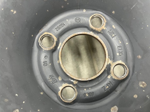 Felgi stalowe Felga Opel Corsa Tigra Astra 15 cali 6,5jx15 ET35 4x100 KOMPLET 2150164 Felgi stalowe Felga Opel Corsa Tigra Astra 15 cali 6,5jx15 ET35 4x100 KOMPLET 2150164