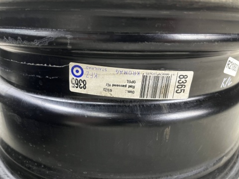 Felgi stalowe Felga Opel Corsa Tigra Astra 15 cali 6,5jx15 ET35 4x100 KOMPLET 2150164 Felgi stalowe Felga Opel Corsa Tigra Astra 15 cali 6,5jx15 ET35 4x100 KOMPLET 2150164