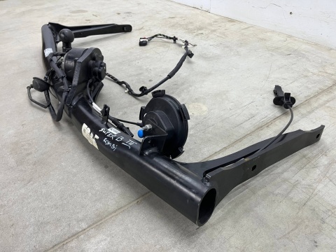 Hak holowniczy Skoda Superb 3 III kombi 15-24r. ELEKTRYCZNY składany na przyczepę oryginalny kula wiązka 3v9803881d Hak holowniczy Skoda Superb 3 III kombi 15-24r. ELEKTRYCZNY składany na przyczepę oryginalny kula wiązka 3v9803881d