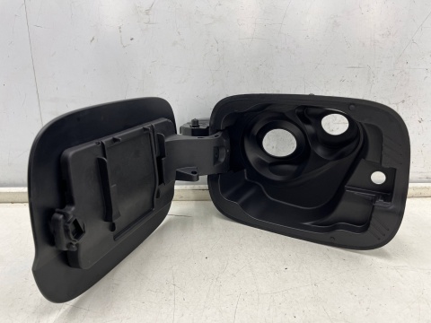 Klapka wlewu paliwa Skoda Kodiaq I 16-24r. NOWA z otworem na AdBlue osłona oryginalna 565809702 565809702 Klapka wlewu paliwa Skoda Kodiaq I 16-24r. NOWA z otworem na AdBlue osłona oryginalna 565809702 565809702