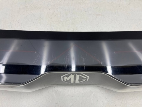 Lampa MG 4 MG4 Mulan Electric 22r.- światło w klape blenda LED 10976795 Lampa MG 4 MG4 Mulan Electric 22r.- światło w klape blenda LED 10976795