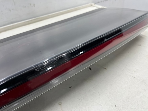 Lampa MG 4 MG4 Mulan Electric 22r.- światło w klape blenda LED 10976795 Lampa MG 4 MG4 Mulan Electric 22r.- światło w klape blenda LED 10976795