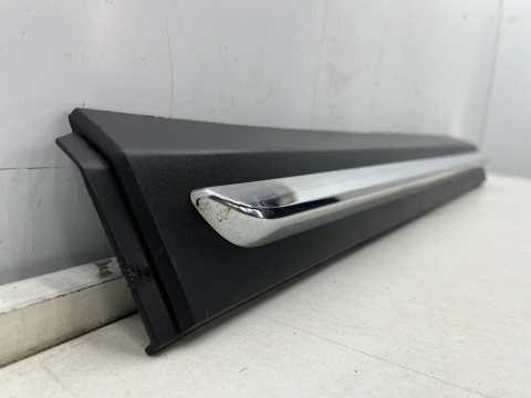 Listwa Mazda CX-3 CX3 14-21r. lewa przednia dolna nakładka drzwi CHROM lewy przód listewka chromowana d10e-51rb1 Listwa Mazda CX-3 CX3 14-21r. lewa przednia dolna nakładka drzwi CHROM lewy przód listewka chromowana d10e-51rb1