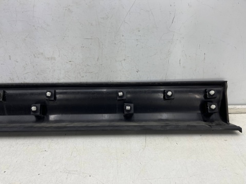 Listwa Mazda CX-5 II CX5 II KF 17r.- prawa przednia dolna nakładka drzwi bocznych prawy przód kb7w-51ra1 Listwa Mazda CX-5 II CX5 II KF 17r.- prawa przednia dolna nakładka drzwi bocznych prawy przód kb7w-51ra1