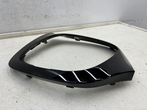 Listwa Smart Forfour II w453 14-19r. lewa nakładka ramka lampy tylnej obramówka a4538850122 Listwa Smart Forfour II w453 14-19r. lewa nakładka ramka lampy tylnej obramówka a4538850122