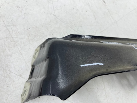 Mocowanie błotnika Skoda Kodiaq I 16-24r. lewe przednie mocowanie błotnika wspornik podpora lewy przód 565821141 Mocowanie błotnika Skoda Kodiaq I 16-24r. lewe przednie mocowanie błotnika wspornik podpora lewy przód 565821141