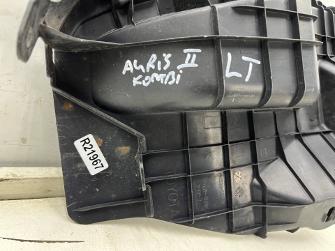 Nadkole Toyota Auris 2 II E18 KOMBI 12-18r. lewe tylne osłona zderzaka ORYGINAL lewy tył 52592-02250 Nadkole Toyota Auris 2 II E18 KOMBI 12-18r. lewe tylne osłona zderzaka ORYGINAL lewy tył 52592-02250
