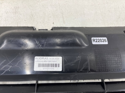 Osłona chłodnicy Porsche Panamera II 971 HYBRYDA 16-20r. kierownica powietrza pasa przedniego ramka wlot atrapy 971121707e Osłona chłodnicy Porsche Panamera II 971 HYBRYDA 16-20r. kierownica powietrza pasa przedniego ramka wlot atrapy 971121707e