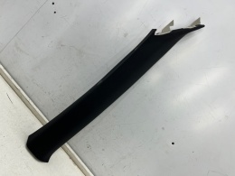 Plastik Mazda 3 IV BP 19r.- prawa osłona słupka szyby przedniej poszycie tapicerka prawy przód