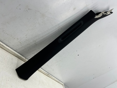 Plastik Mazda 3 IV BP 19r.- prawa osłona słupka szyby przedniej poszycie tapicerka prawy przód Plastik Mazda 3 IV BP 19r.- prawa osłona słupka szyby przedniej poszycie tapicerka prawy przód