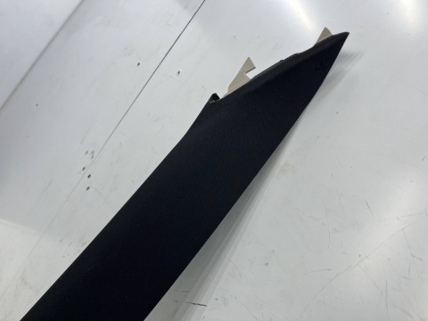 Plastik Mazda 3 IV BP 19r.- prawa osłona słupka szyby przedniej poszycie tapicerka prawy przód Plastik Mazda 3 IV BP 19r.- prawa osłona słupka szyby przedniej poszycie tapicerka prawy przód